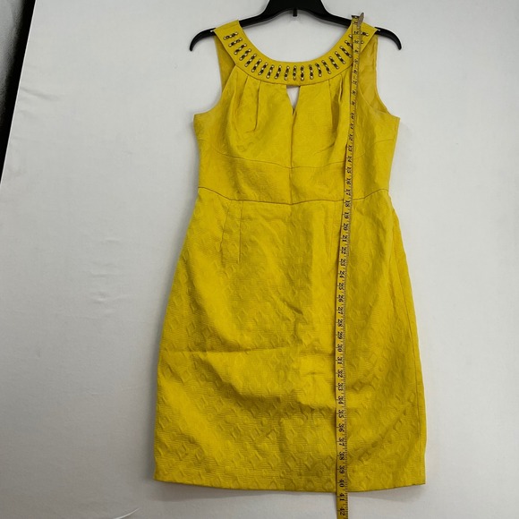 Muse Yellow Textured Jacquard Embellished Neckline Sheath Dress Size 14 - Picture 7 of 7